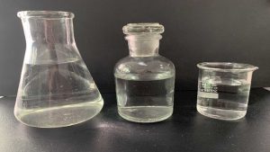 محلول شفاف بوتیل دی گلیکول
